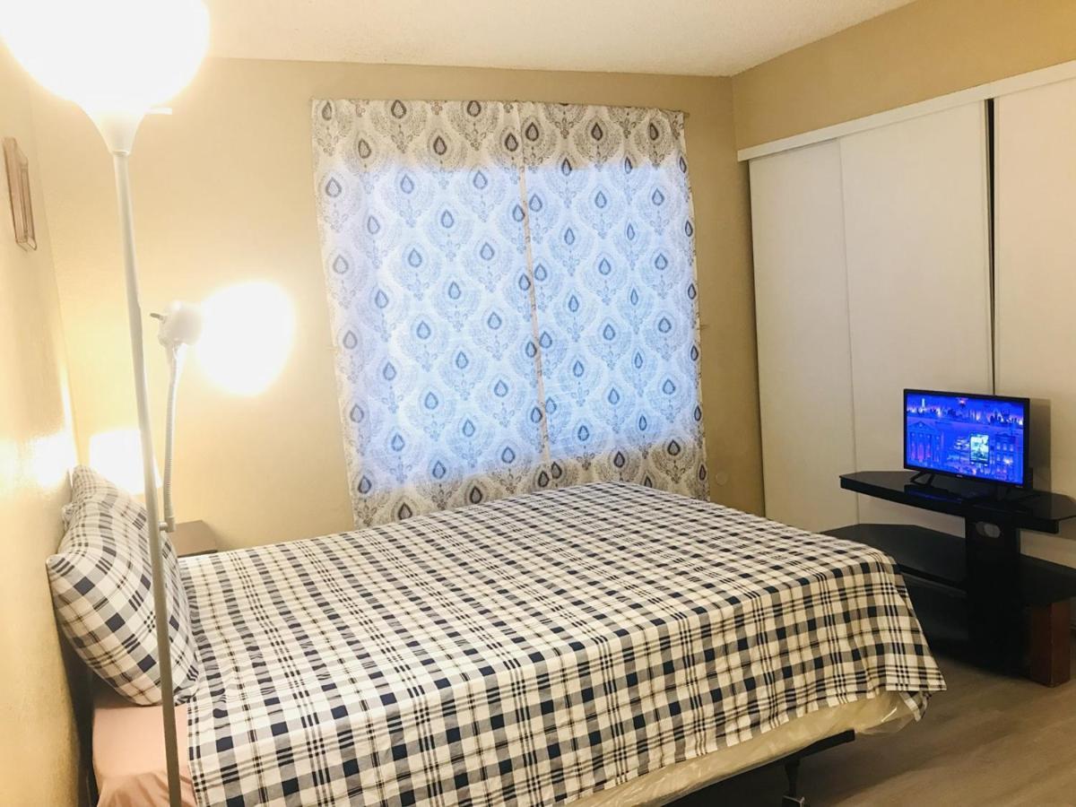 Independent Bedroom With Private Bathroom#2 ラスベガス エクステリア 写真