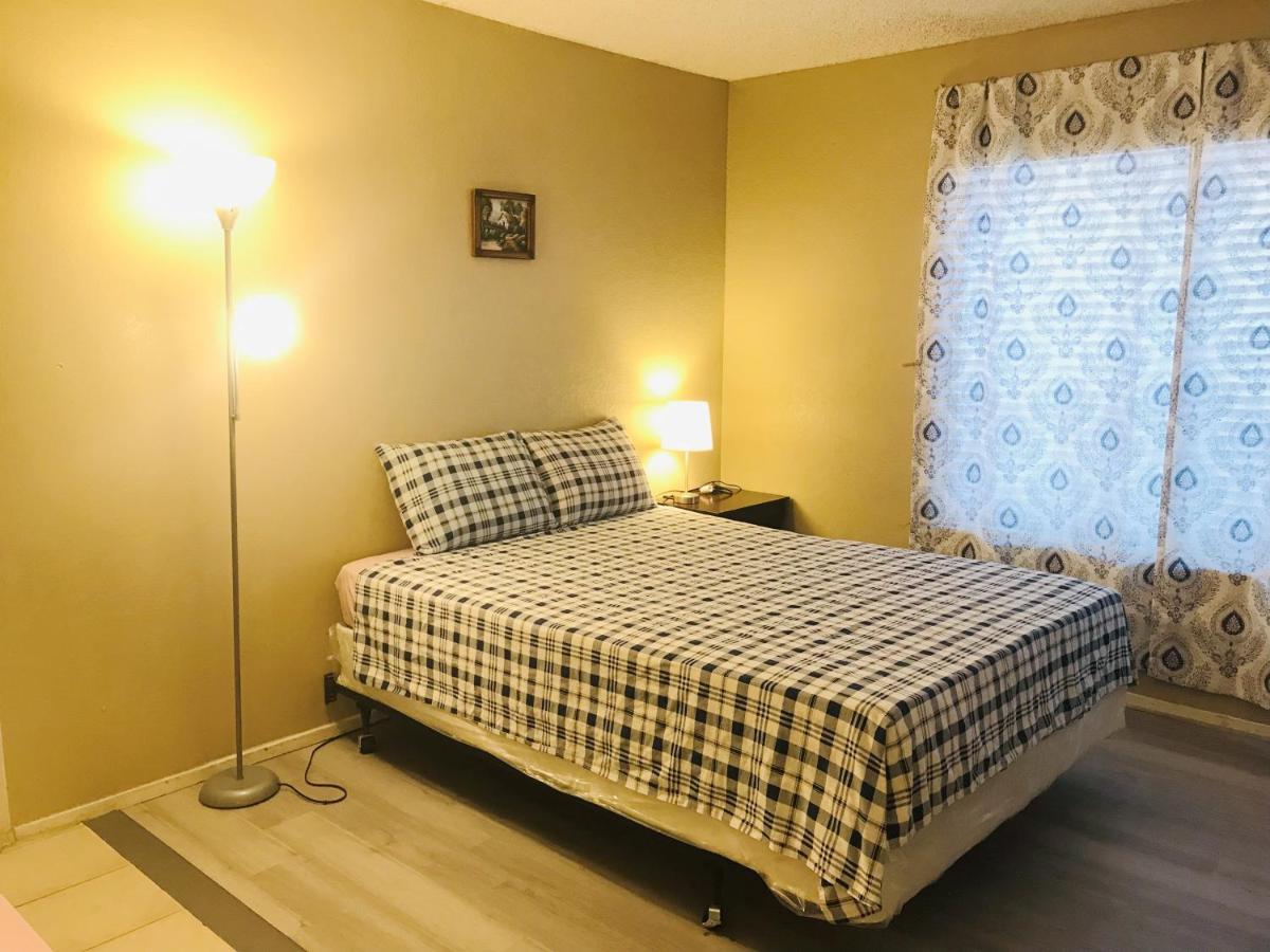 Independent Bedroom With Private Bathroom#2 ラスベガス エクステリア 写真