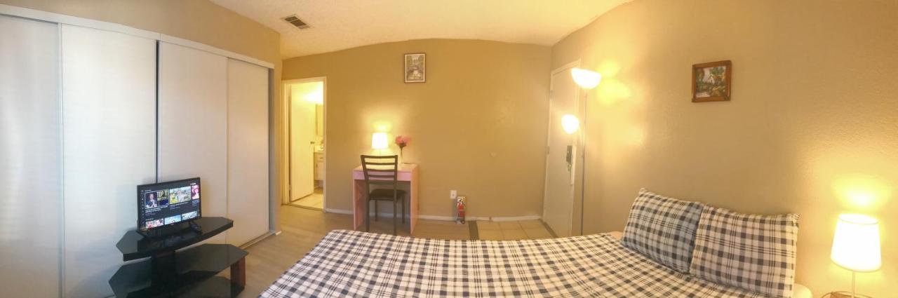 Independent Bedroom With Private Bathroom#2 ラスベガス エクステリア 写真